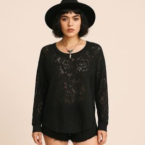 Free People Black Lace Long Sleeve Top – Size M – EUC